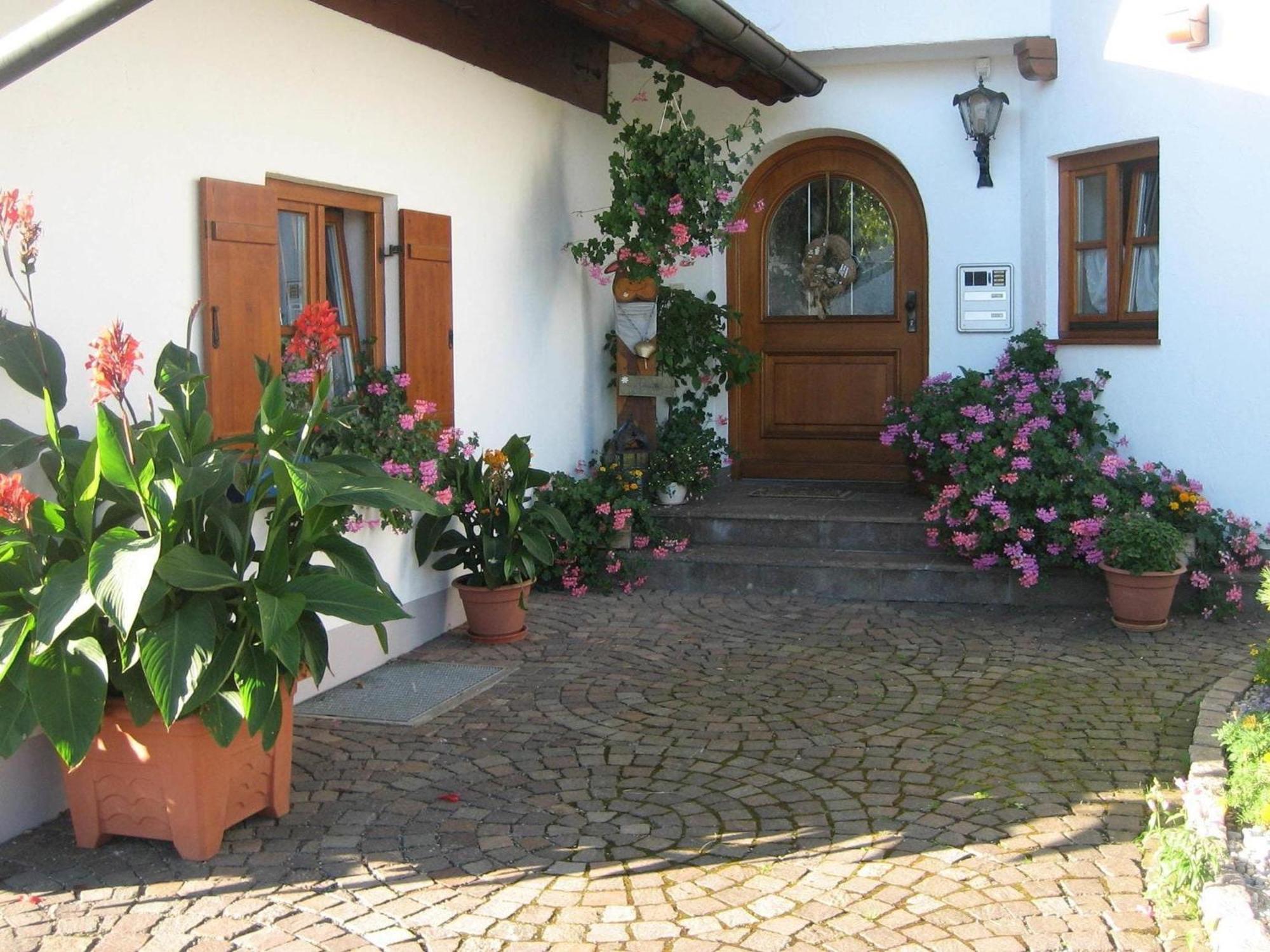 Apartment In The Allg U With View Of The Bavarian Alps Bernbeuren Exterior photo